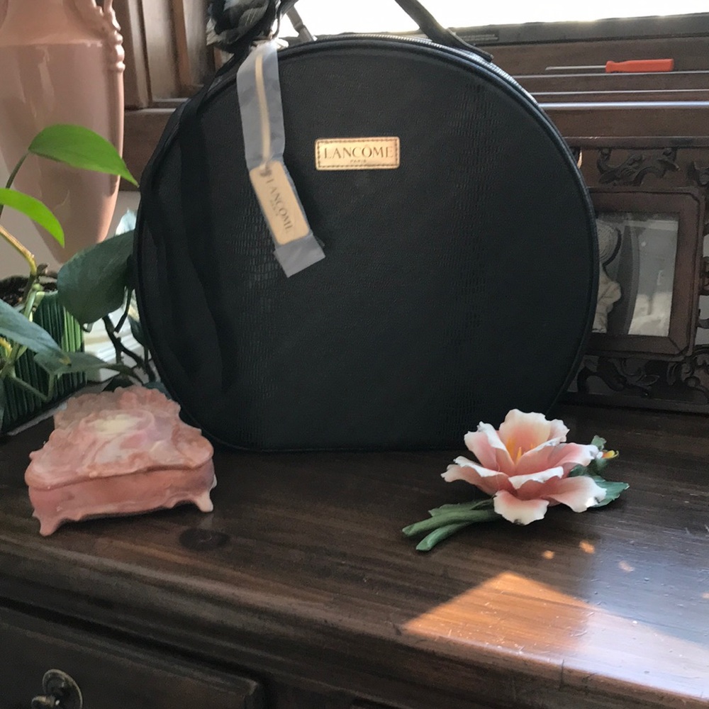 Lancôme Paris Cosmetic Bag